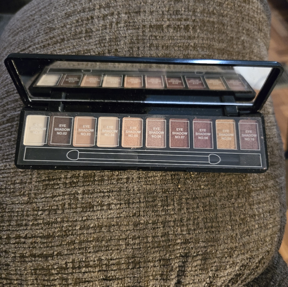 FASION LA MEI LA Neutral Eyeshadow Palette  10 COLORS